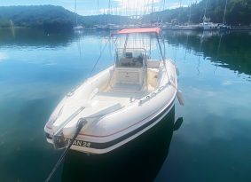 Rent-a-boat-in-Trogir-with-a-skipper